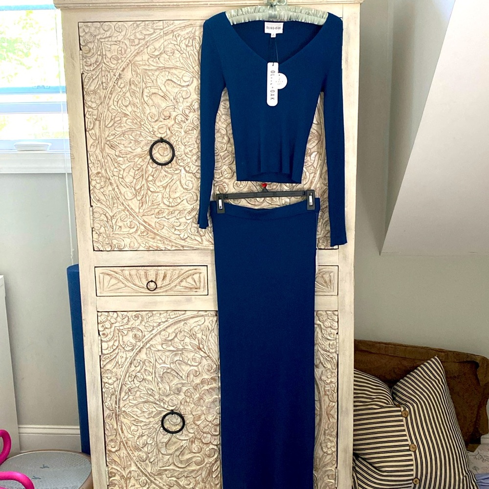 Navy blue. Olive and Oak
